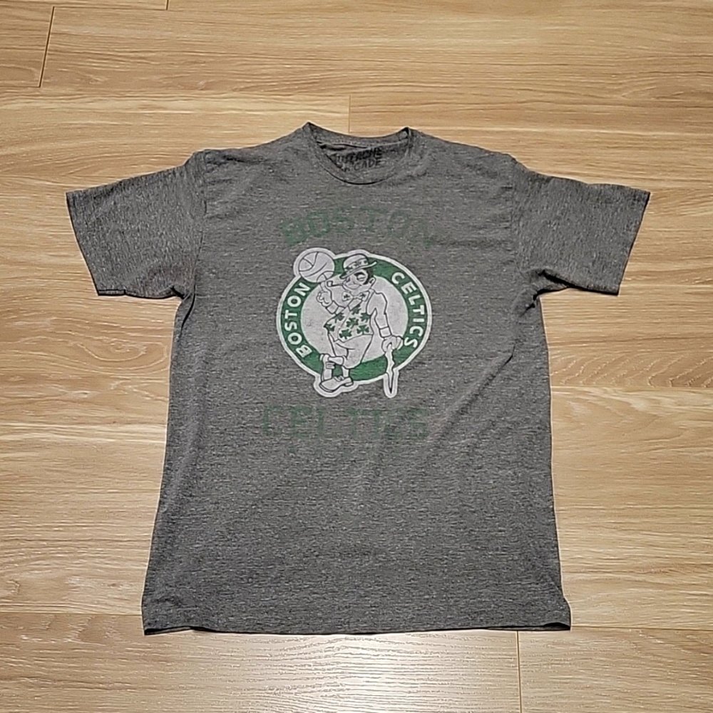 VINTAGE Boston Celtics- Heathered Gray T-Shirt